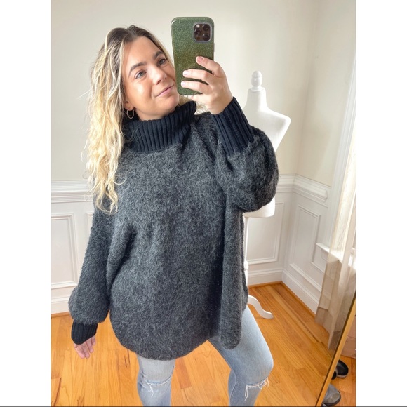 Free People Sweaters - NWT Free People Oversized Fuzzy Turtleneck Tunic